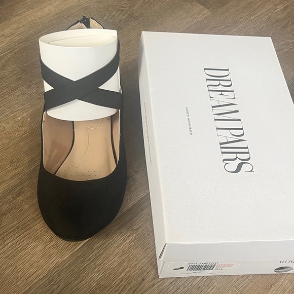 Dream Pairs Women's Black Ankle Strap Flats 9.5 - Picture 5 of 5